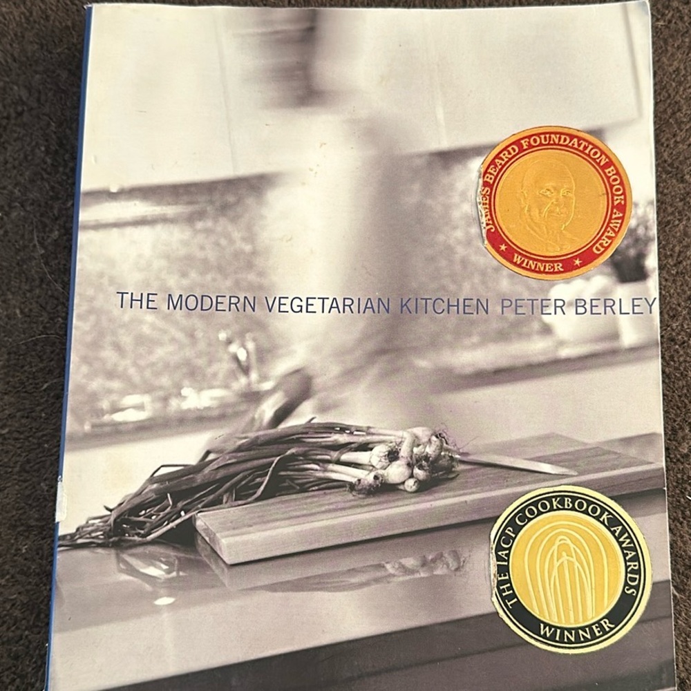 The modern vegetarian kitchen cookbook